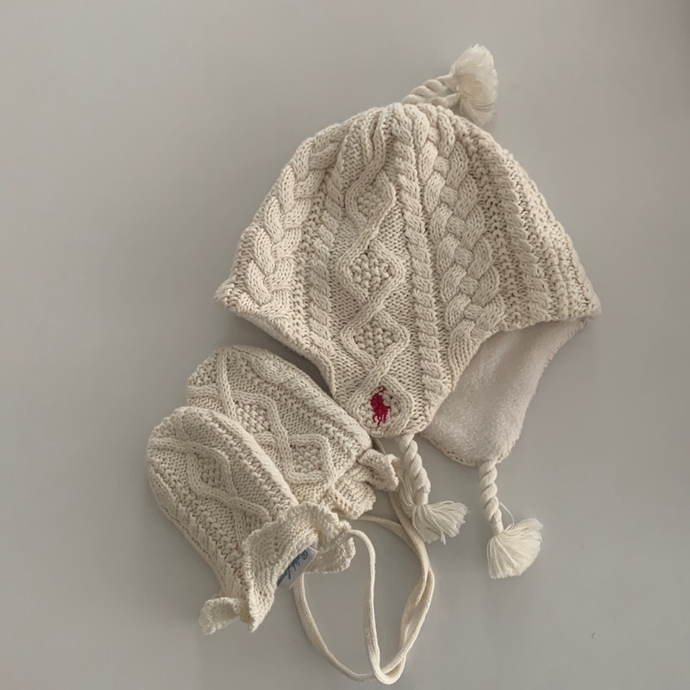Ralph Lauren knitted hat and mittens